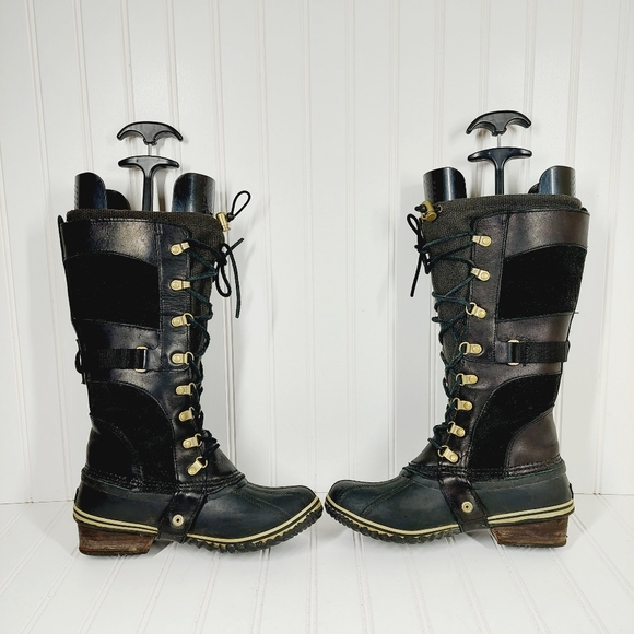 Sorel Conquest Carly Waterproof Leather Snow Boots - Picture 8 of 12